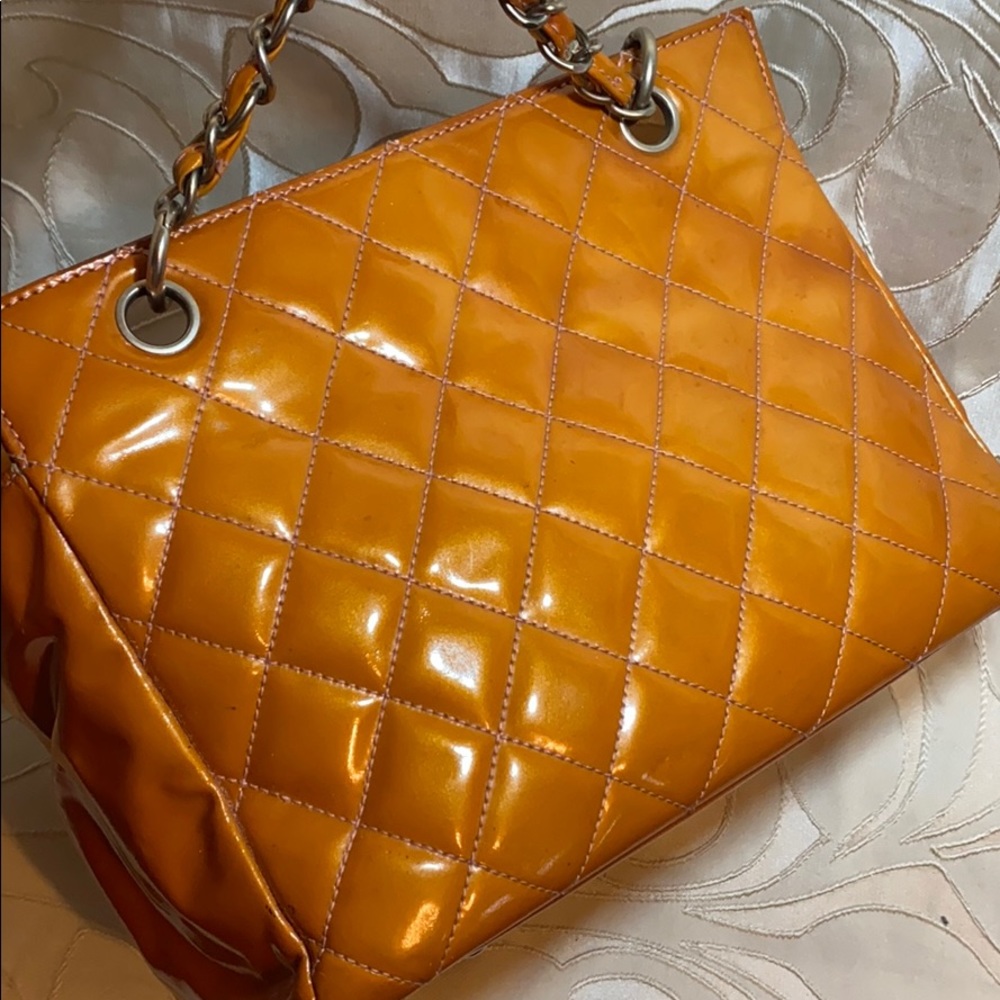 CHANEL Quilted Orange Tote Bag - Picture 12 of 13